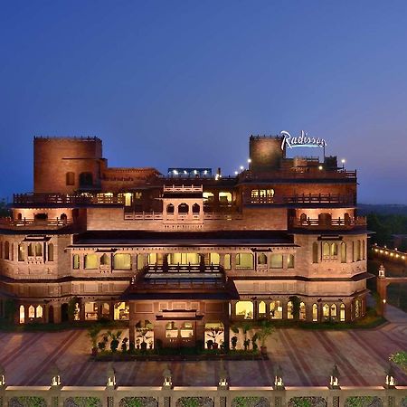 Отель Radisson Jodhpur Джодхпур Экстерьер фото The Oberoi Udaivilas Palace